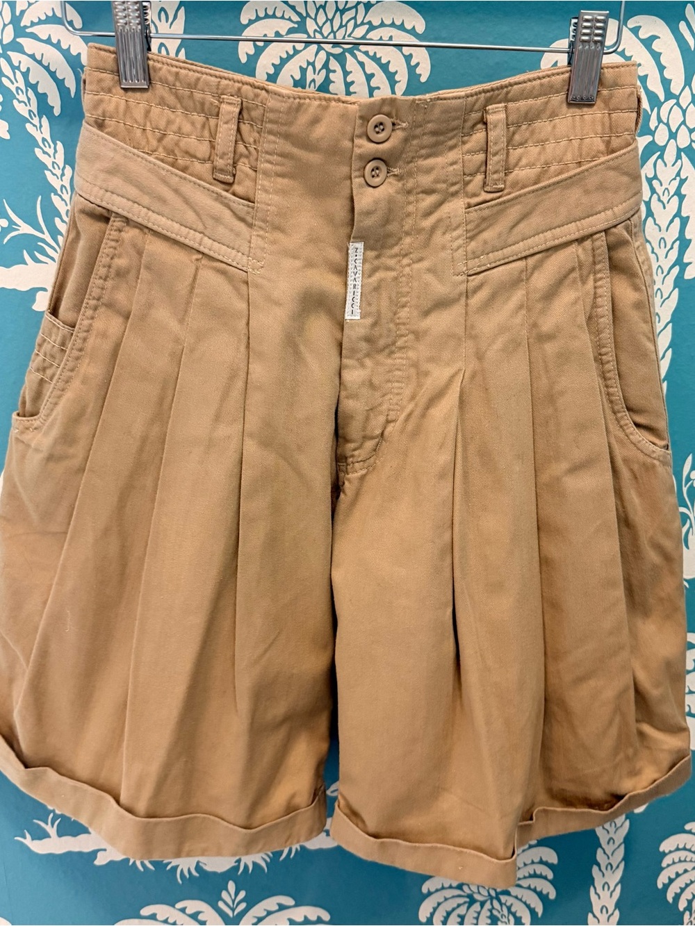 Z. Cavaricci Vintage High-Waisted Pleated Cotton Shorts Tan Khaki USA
